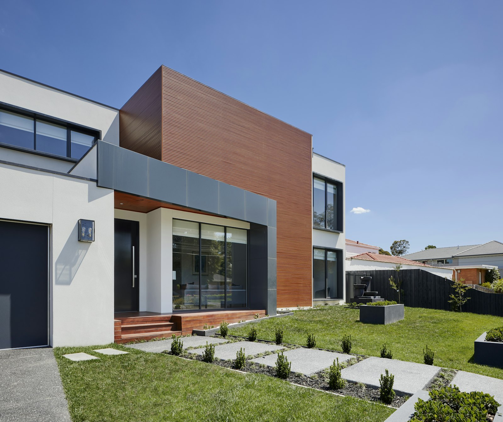 The Complete Guide to Dubai's Golden Visa Through Property Investment