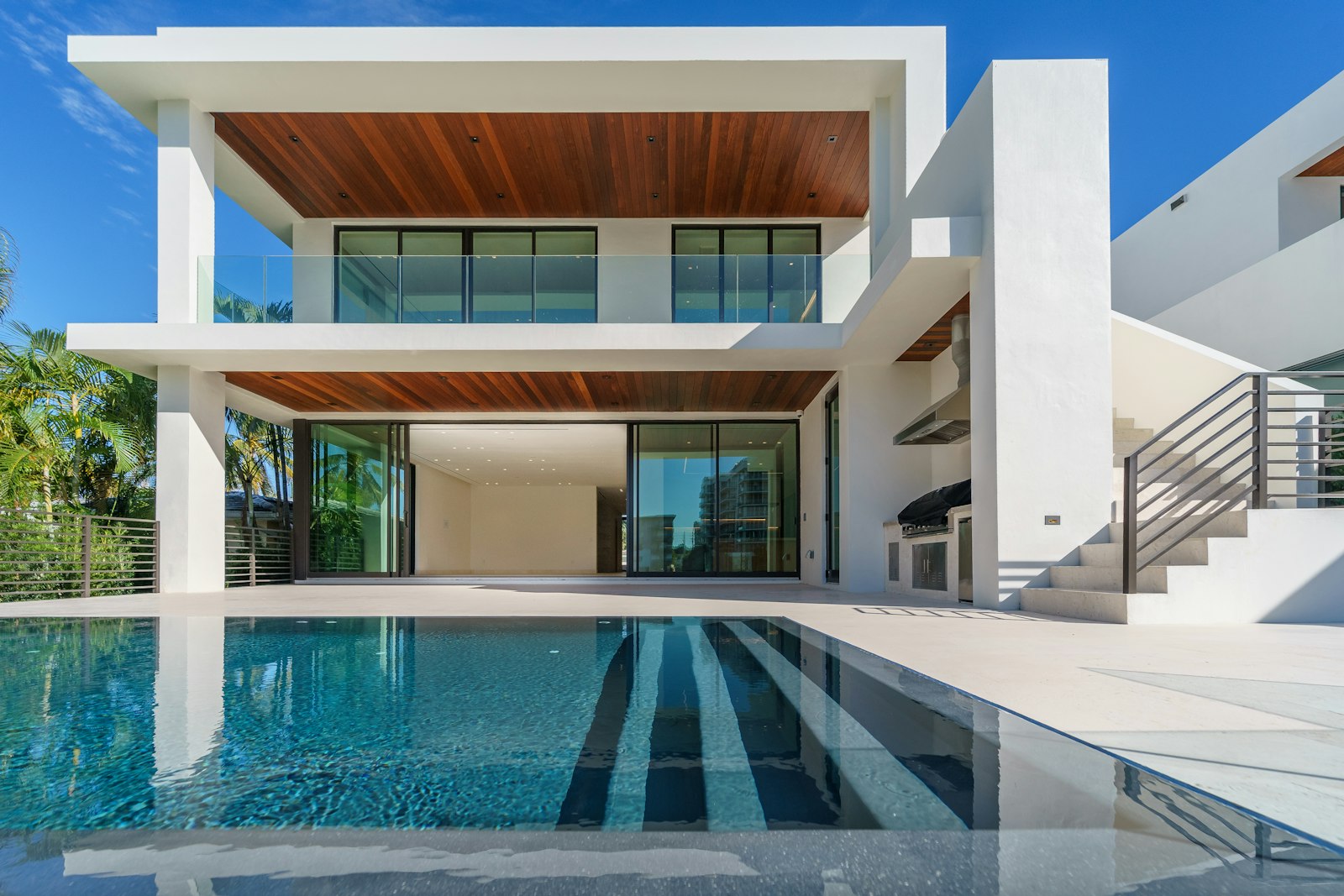 Palm Crown Signature Villa