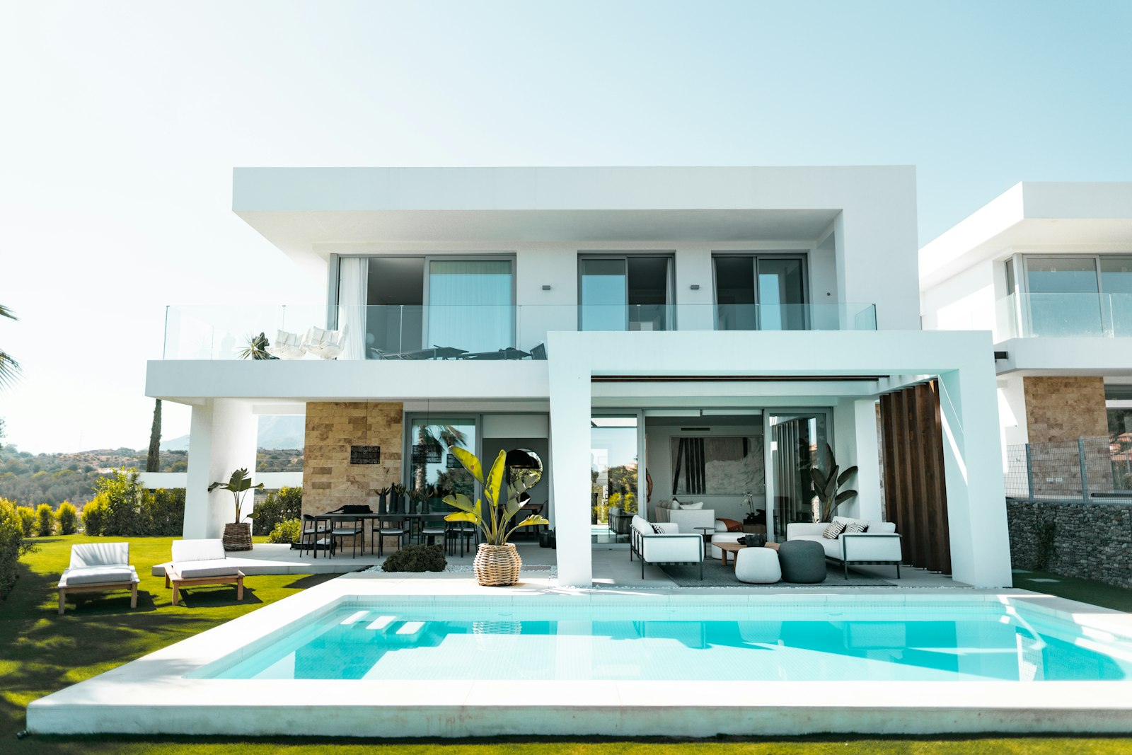 Emerald Hills Mansion